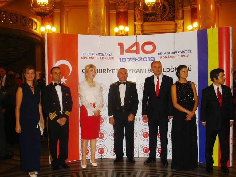 Bükreş’te Cumhuriyet Resepsiyonu