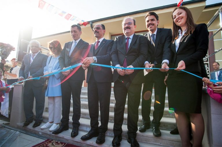 Gagavuz Yeri’nde inşa edilen Nasrettin Hoca kreşi açıldı