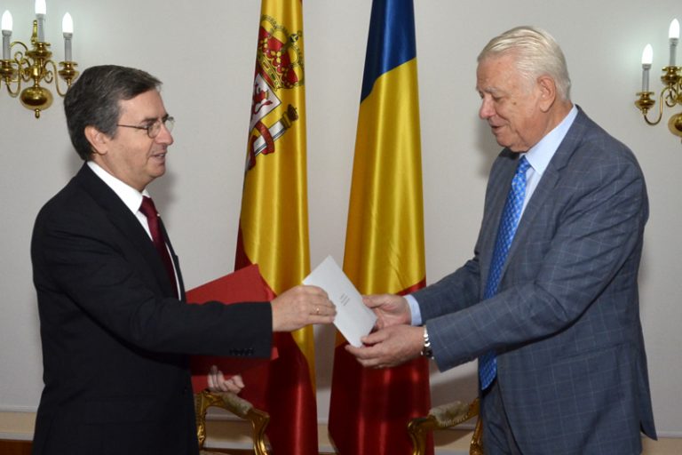 Bakan Meleşcanu, İspanya Büyükelçisi’ni kabul etti