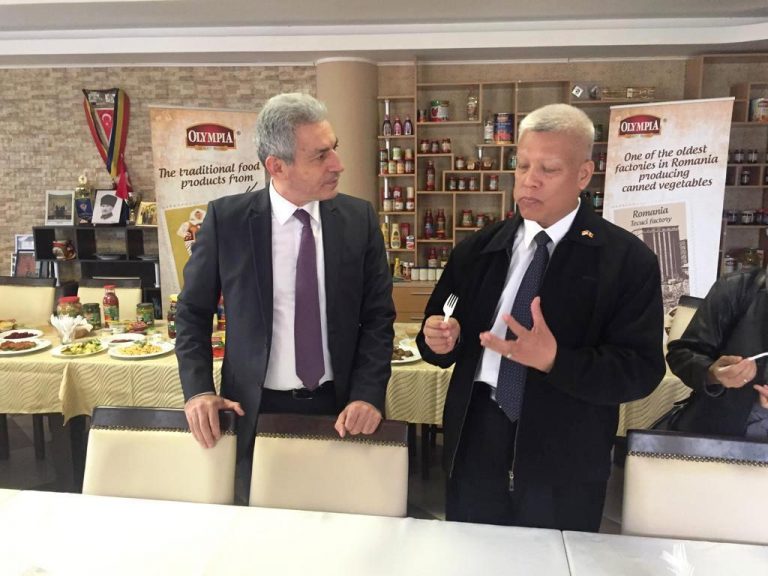 Endonezya Büyükelçisi Türk fabrikasını ziyaret etti