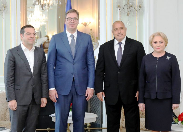 Futbola gaz karıştı