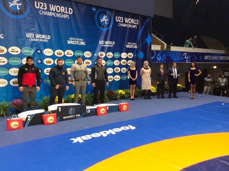 Milli güreşçilerden 2 madalya