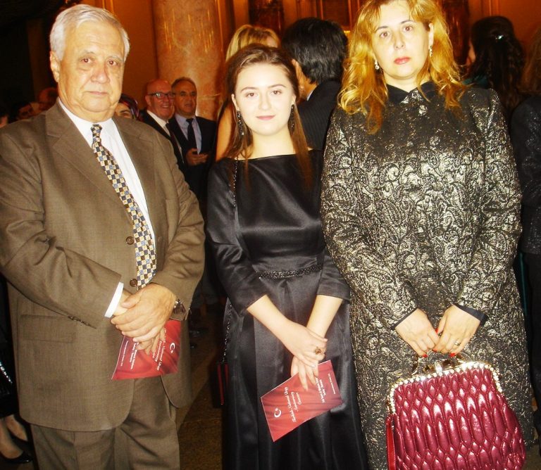 Irina’dan Tahsin Hoca’ya teşekkür