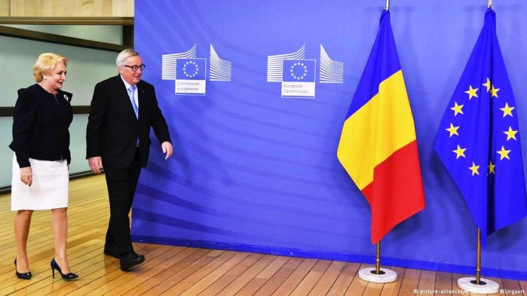 Juncker Romanya’nın AB başkanlığına şüpheli yaklaşıyor