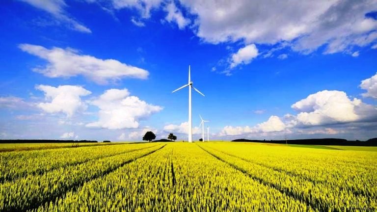 Bir ayda Berlin’in bir yıllık elektrik ihtiyacı karşılandı