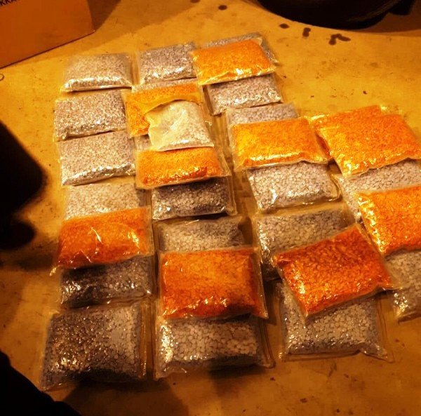 SELEC organizesi ile 64 kilo uyuşturucu hap ele geçirildi