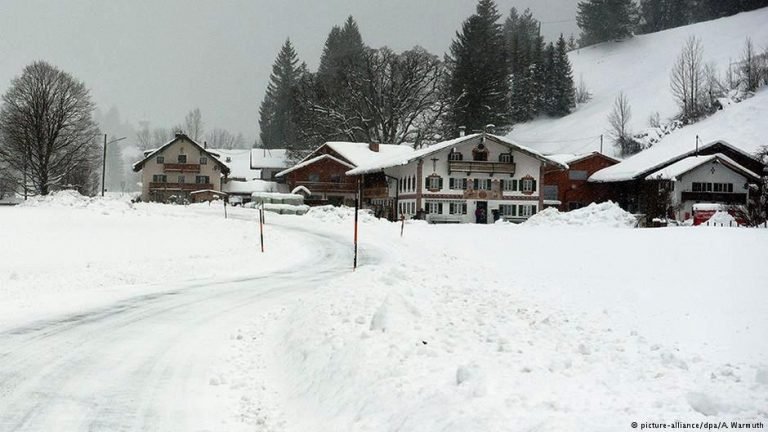 Kar ve grip can alıyor