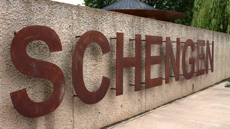 AB-İngiltere karşılıklı vize muafiyeti