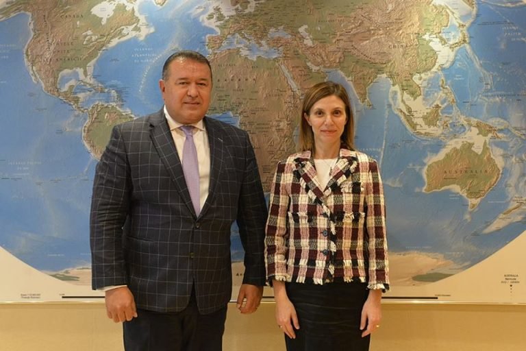 Büyükelçi Aramaz, Daraban’ı ziyaret etti