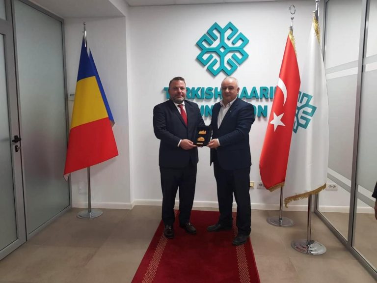 Karahasanoğlu’ndan Maarif Vakfı’na ziyaret