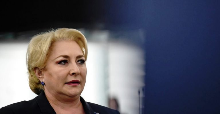 Başbakan Dancila AB’yi çifte standart uygulamakla suçladı