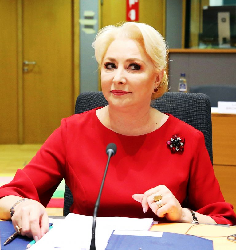 Brüksel’de üçlü zirve