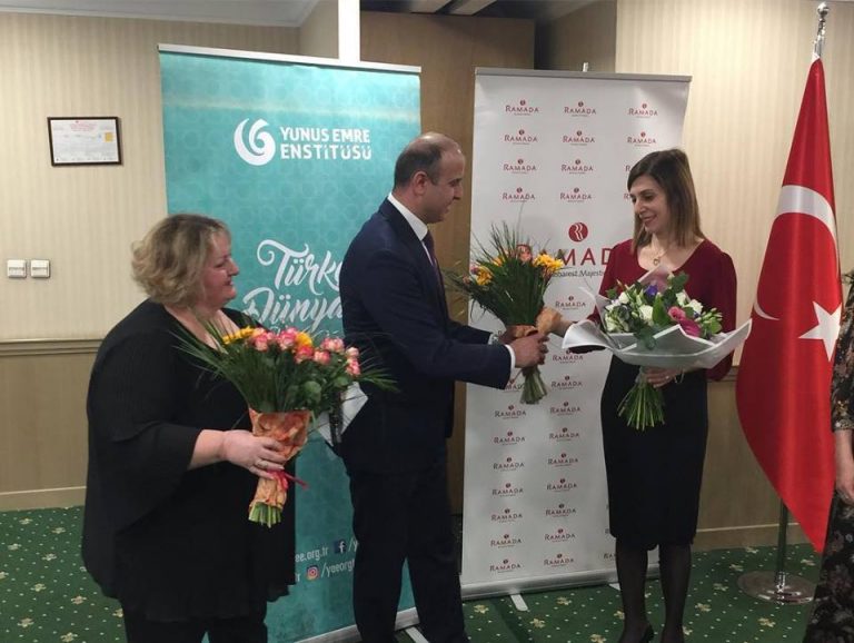 Bükreş’te Kadınlar Günü kutlaması