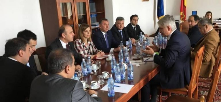 Maliye Bakanı’na heyet ziyareti