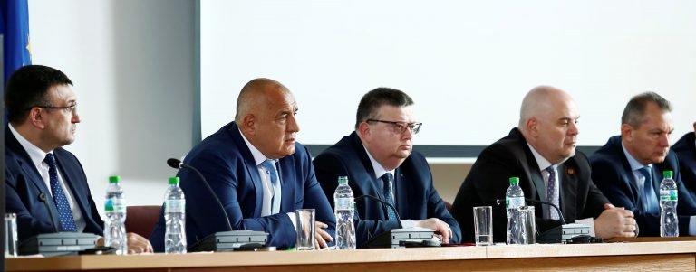 Bulgaristan Romanya hattında telefon dolandırıcılığı