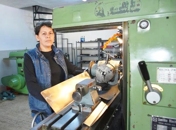 Romen Laura, Sanayi Esnafının ‘Tornacı Yenge’si oldu