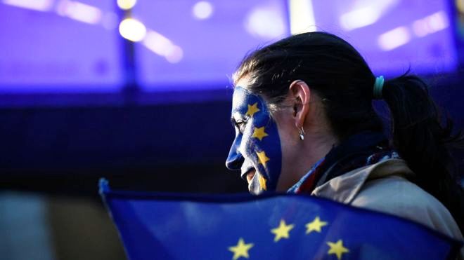 AP’de merkez partileri geriledi