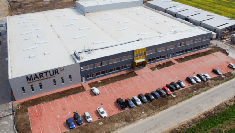 Alkışlar Martur’a