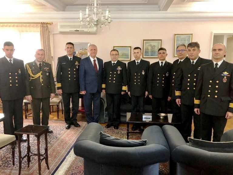 Denizci öğrencilerden Başkonsolosluğa ziyaret