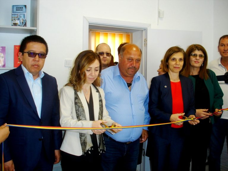 TİKA’dan Dobromir lisesine Türkçe sınıfı