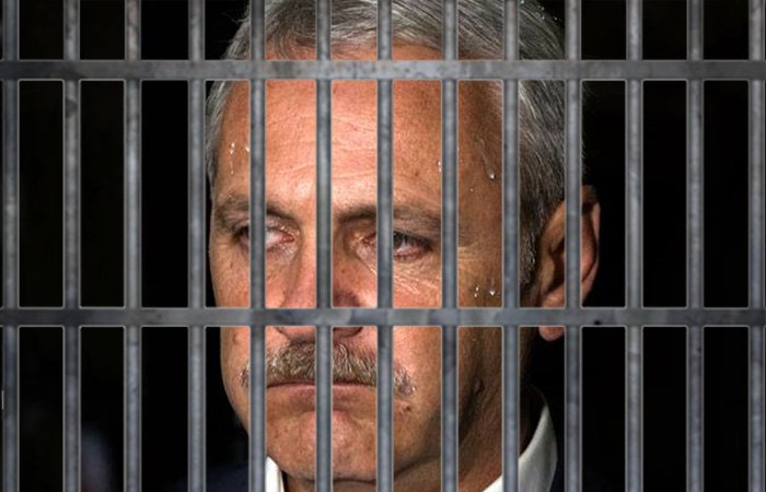 İktidar partisi genel başkanı hapse girdi