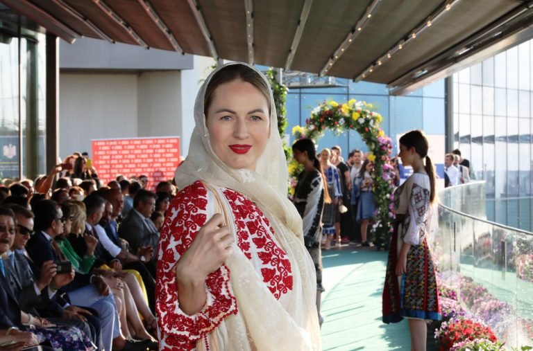 Geleneksel Rumen kıyafetleri Ankara’da tanıtıldı