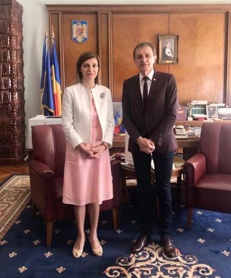 Büyükelçi’den Romanya Akademisi’ne ziyaret