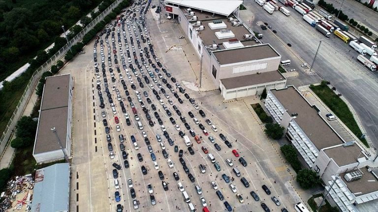 Edirne’deki kapılarda yoğunluk