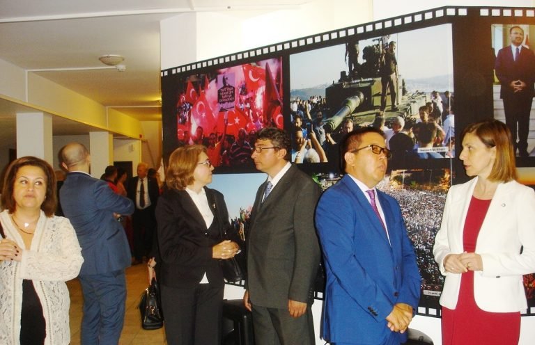 Yunus Emre’de sergi