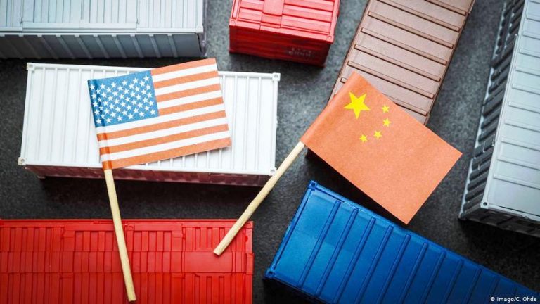 AB, ticari rakiplerinin kavgasından umutlu