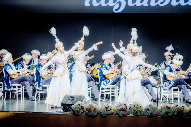 Dilden Dile Gönülden Gönüle: 10. Yıl Coşkusu Köstence’de Kutlandı