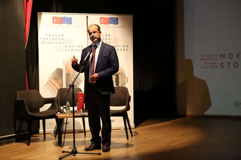 Hakikaten ‘taşlar yerinden oynuyor’!