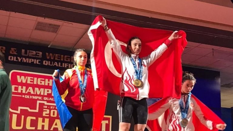 Halterciler Türkiye’ye 38 madalya ile döndü