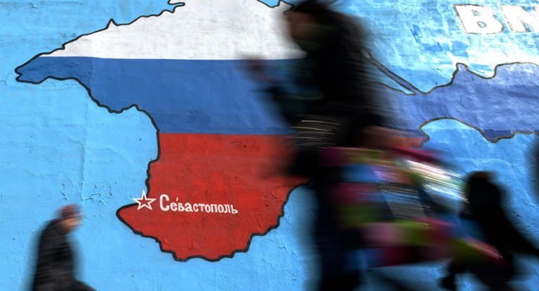 Kırım’ı bombalama tatbikatı