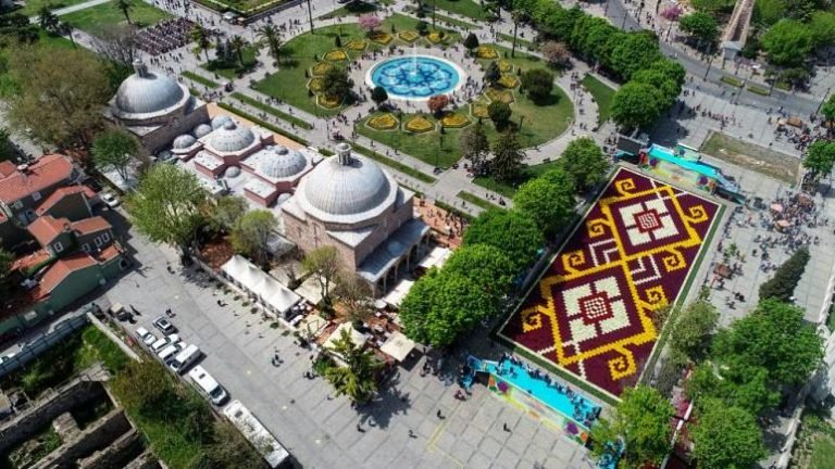 Bu yıl 5,1 milyon gurbetçi Türkiye’ye gitti