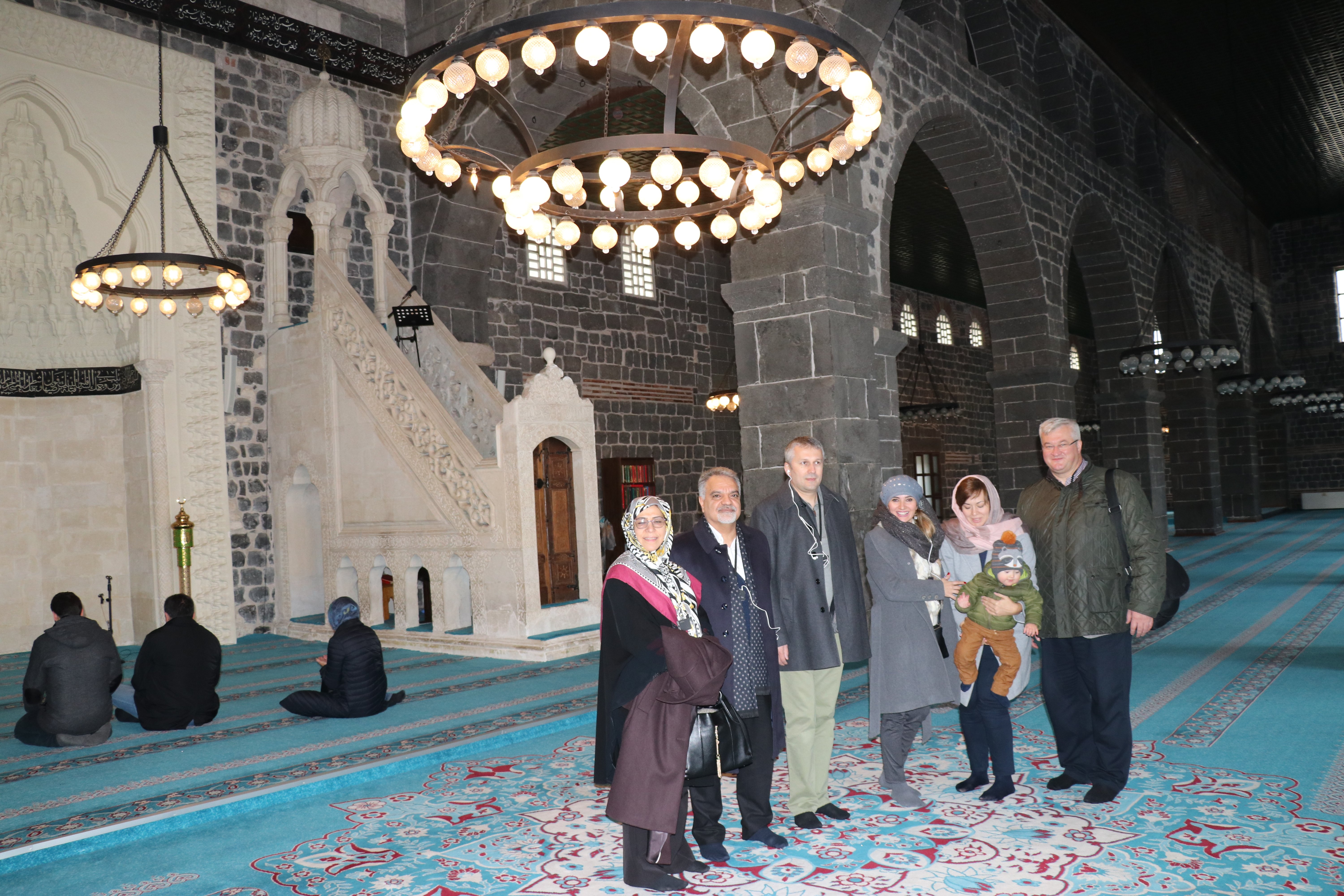 Büyükelçiler, Diyarbakır'da