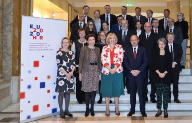 AB Büyükelçileri yemekte buluştu