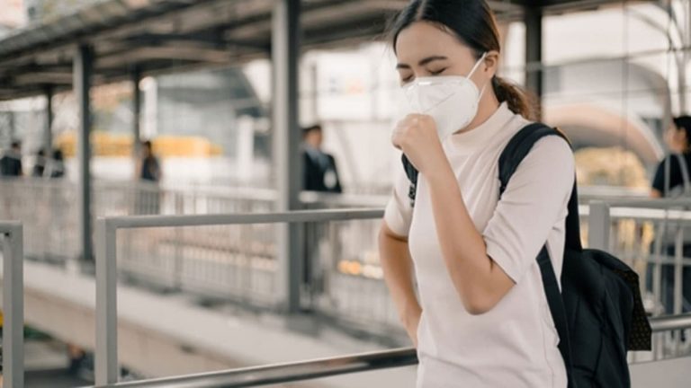 Romanya’ya 100 bin maske daha verdik