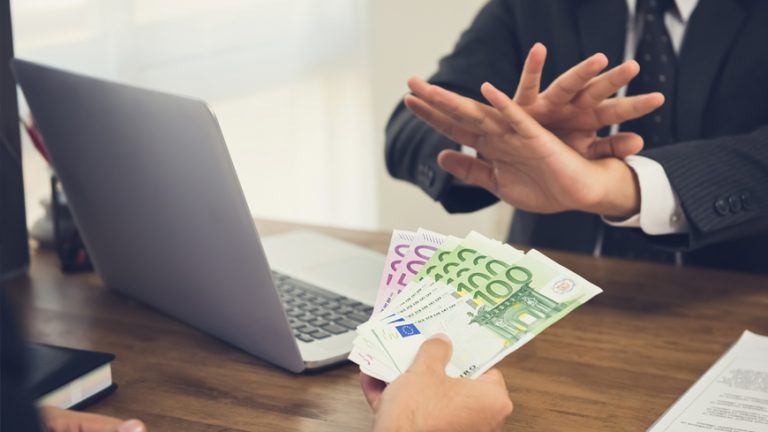 Avrupa yolsuzluk batağında