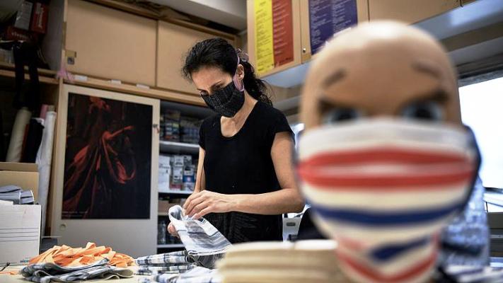 Çin maskesi Fransız maskesini vurdu!