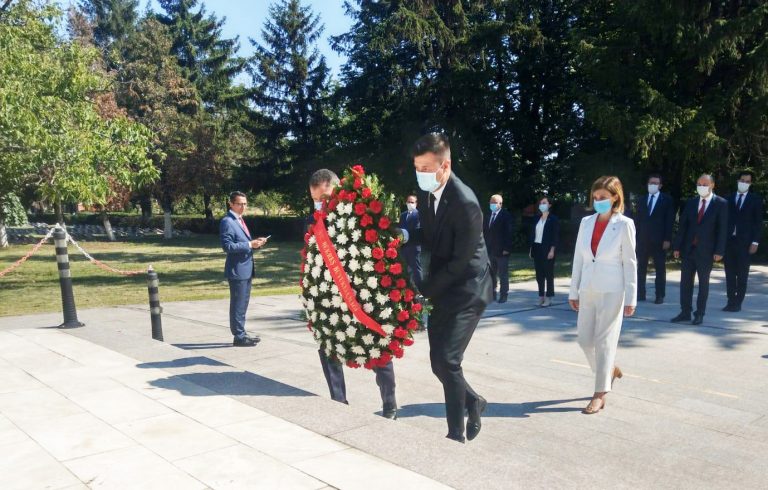 Bükreş’te anma etkinlikleri