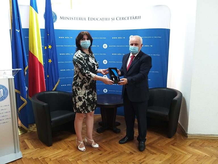 Eğitim Bakanı Maarif yöneticilerini kabul etti