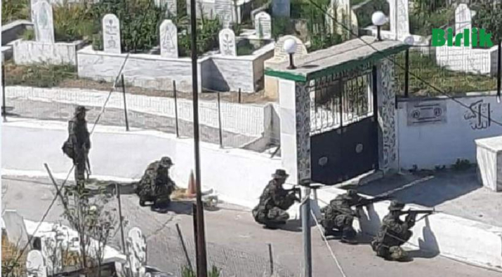 Türk köyünde askeri tatbikat