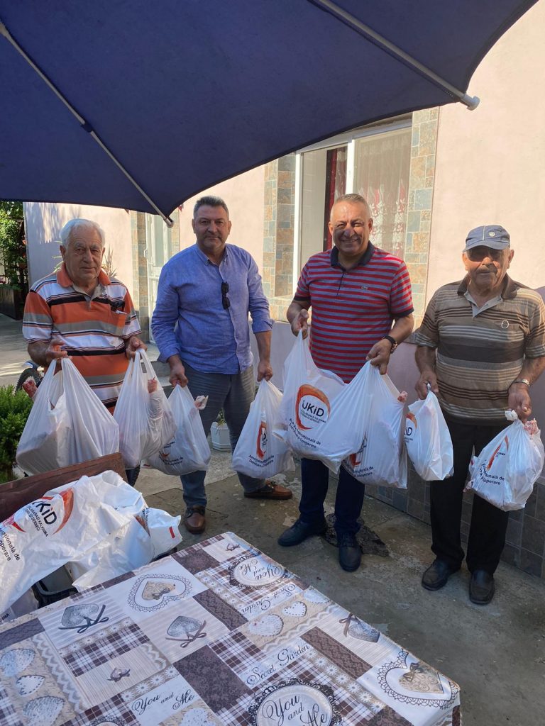 UKİD’den kurban eti yardımı