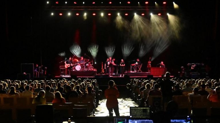 Almanya’da Konserli koronavirüs testi