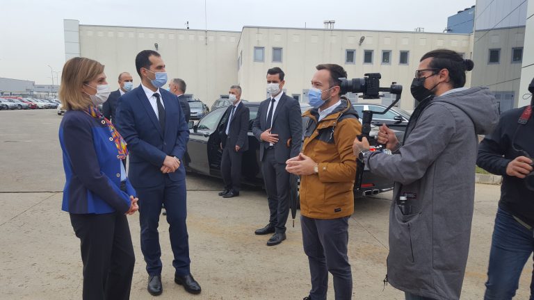 Araba parçası yüklü TIR’da 25 kaçak göçmen çıktı