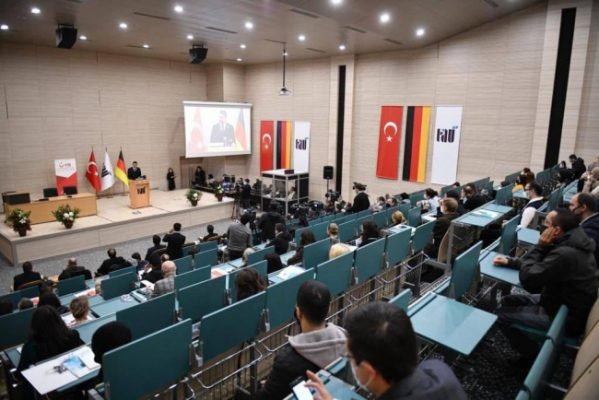 60 yılda 3 milyon Alman yarattık!