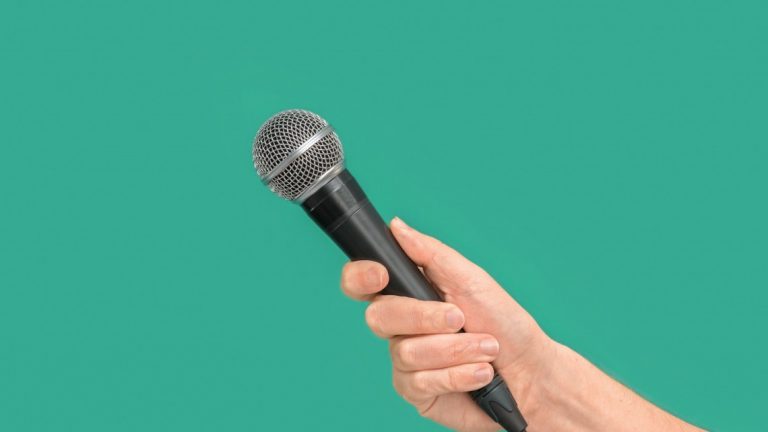 AK Medya Özgürlüğü Yasası için halkla istişare başlattı