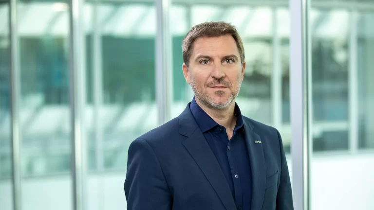 AK otomotiv sektörünün dengesini bozuyor