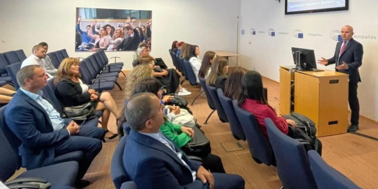 Küçük: AB mutabakat siyaseti Bulgaristan’da anlaşılamıyor